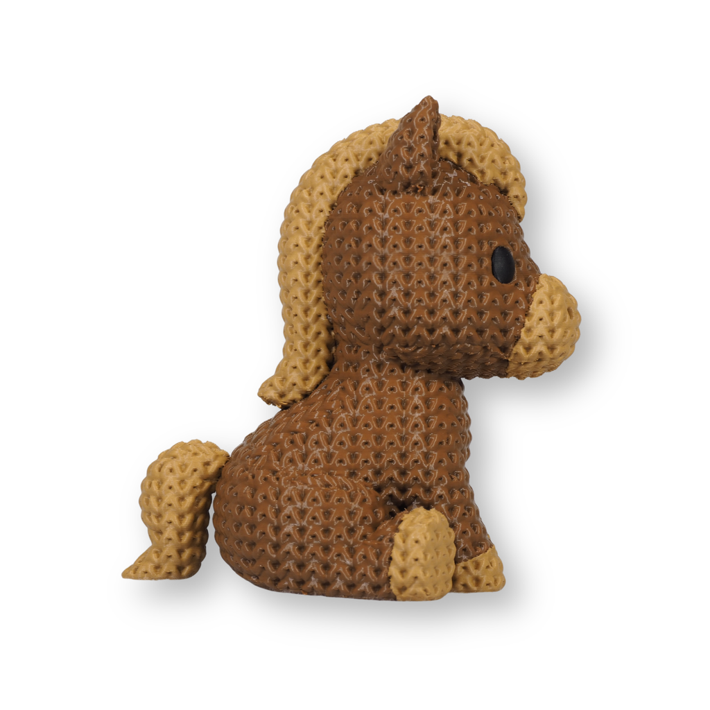 Pferd „Pegasus“ im Strick-Look