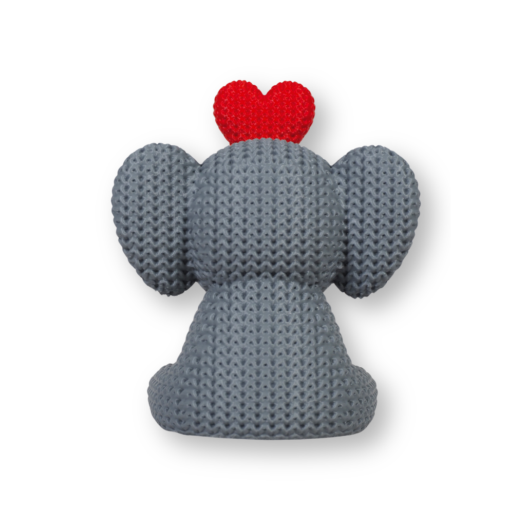 Elefant „Ellie“ im Strick-Look